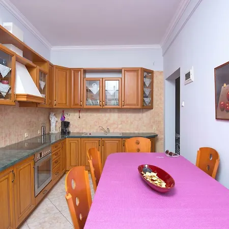 Вилла Nefeli Патитири